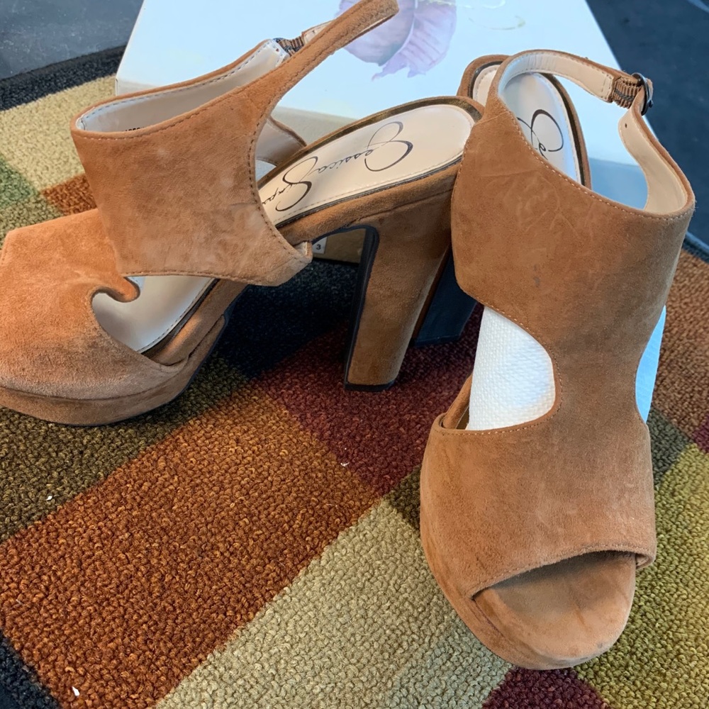 Jessica Simpson’s heels size 8 NEW